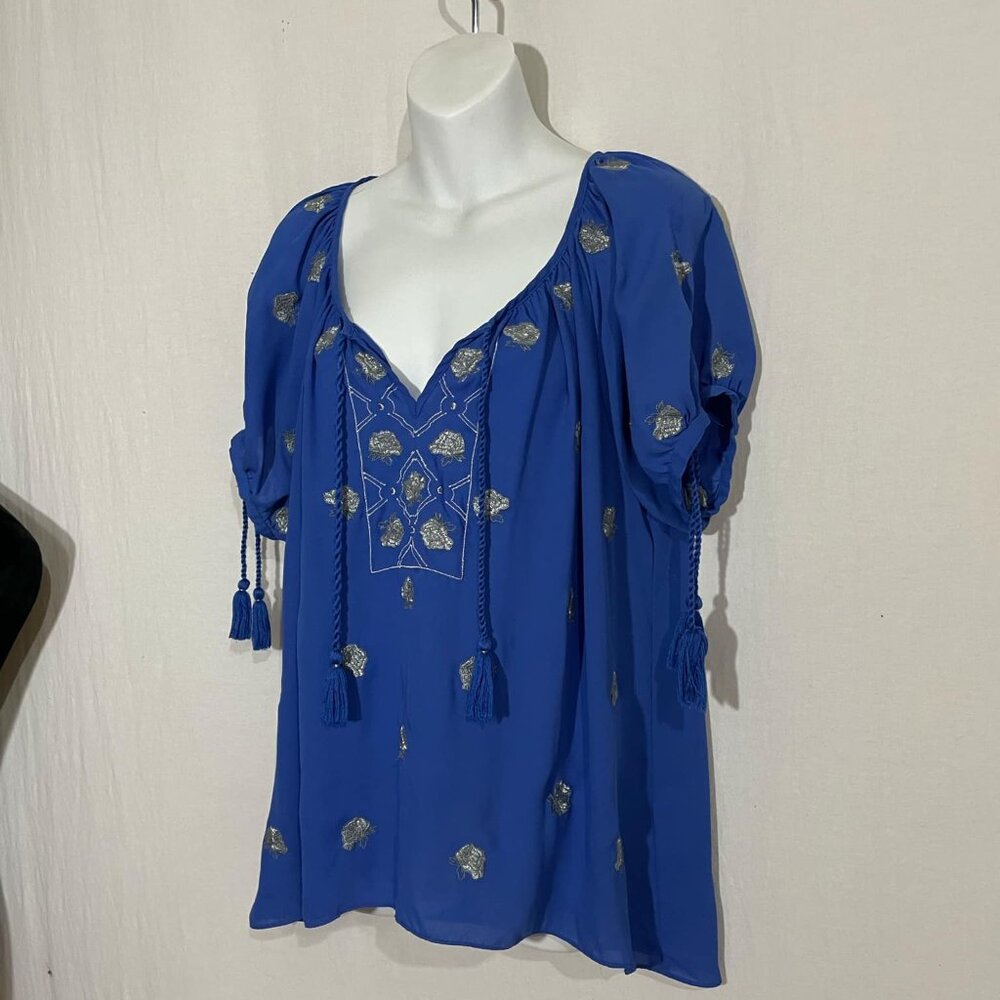 Gibson Latimer Royal Blue Blouse W Silver Embroidery - Picture 2 of 5